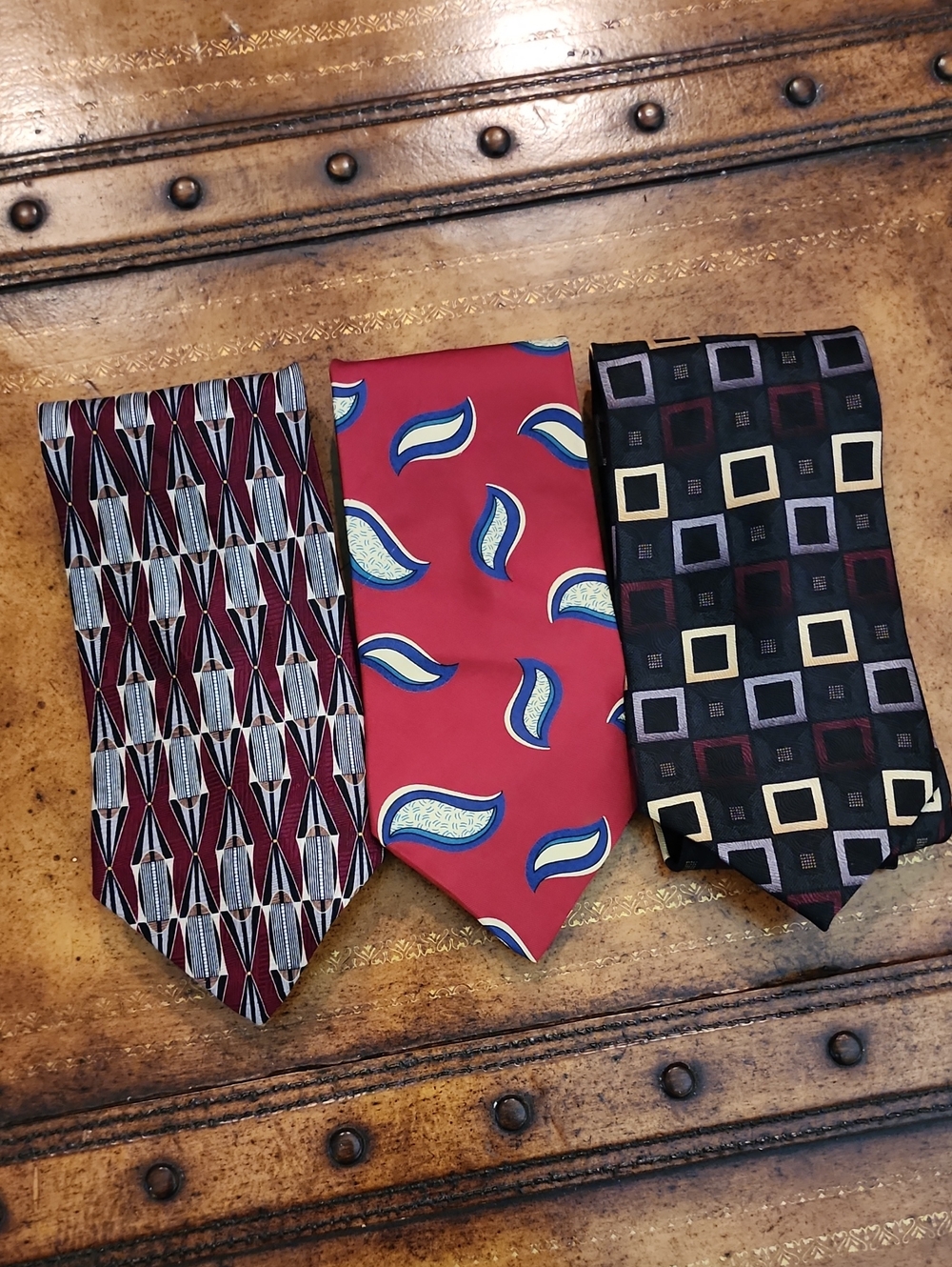 3pc 100% Silk Men’s Tie Lot Kilburne & Finch Campus Cambridge Classics Geometric